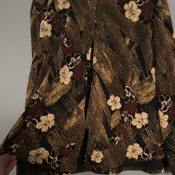 Sag Harbor Brown and Cream Floral Blazer - Picture 6 of 8